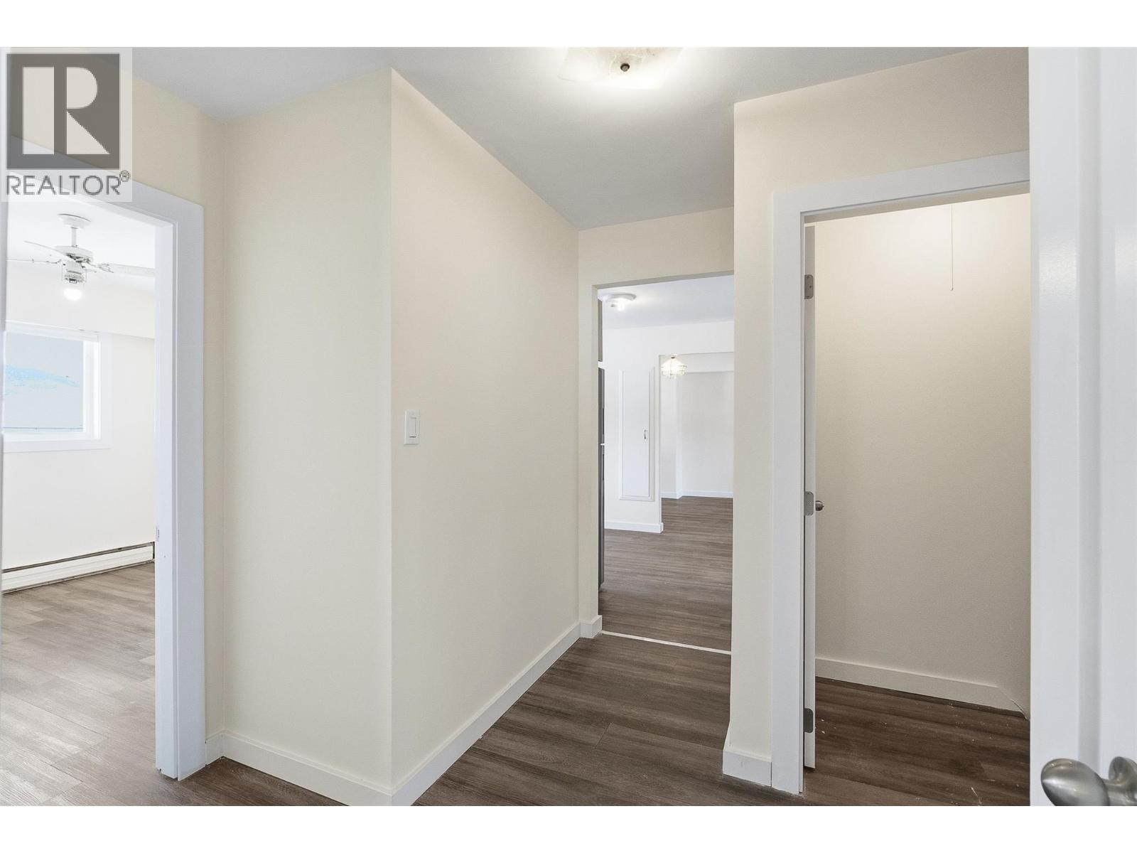 2337 Coutlee Avenue - 25