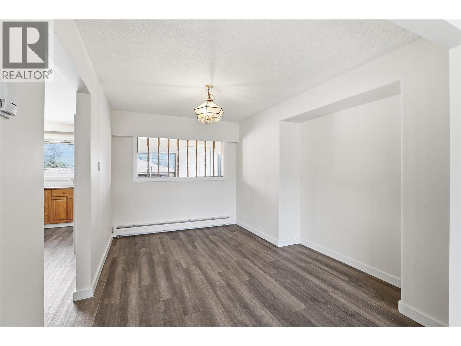 2337 Coutlee Avenue - 16