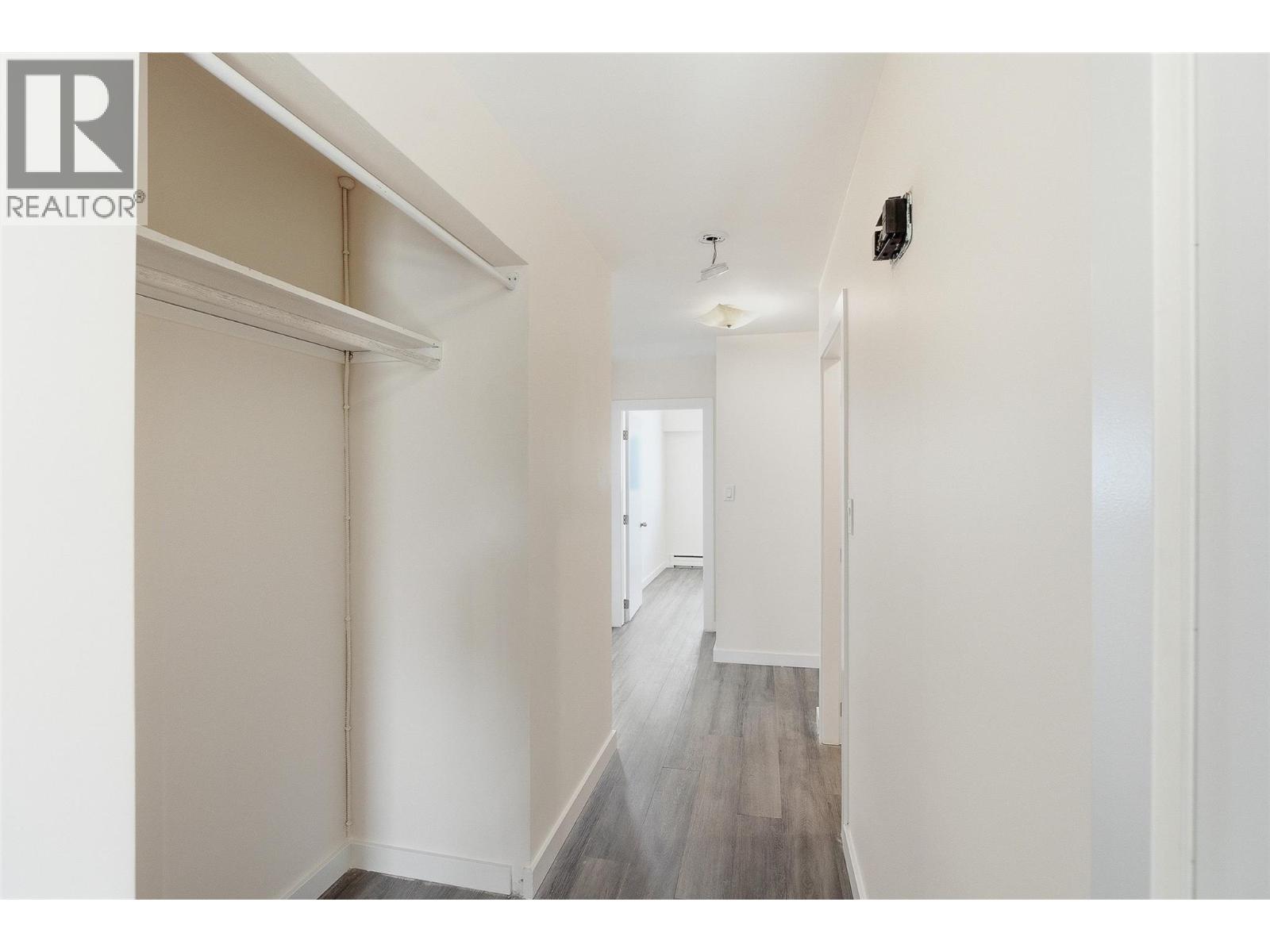 2337 Coutlee Avenue - 32
