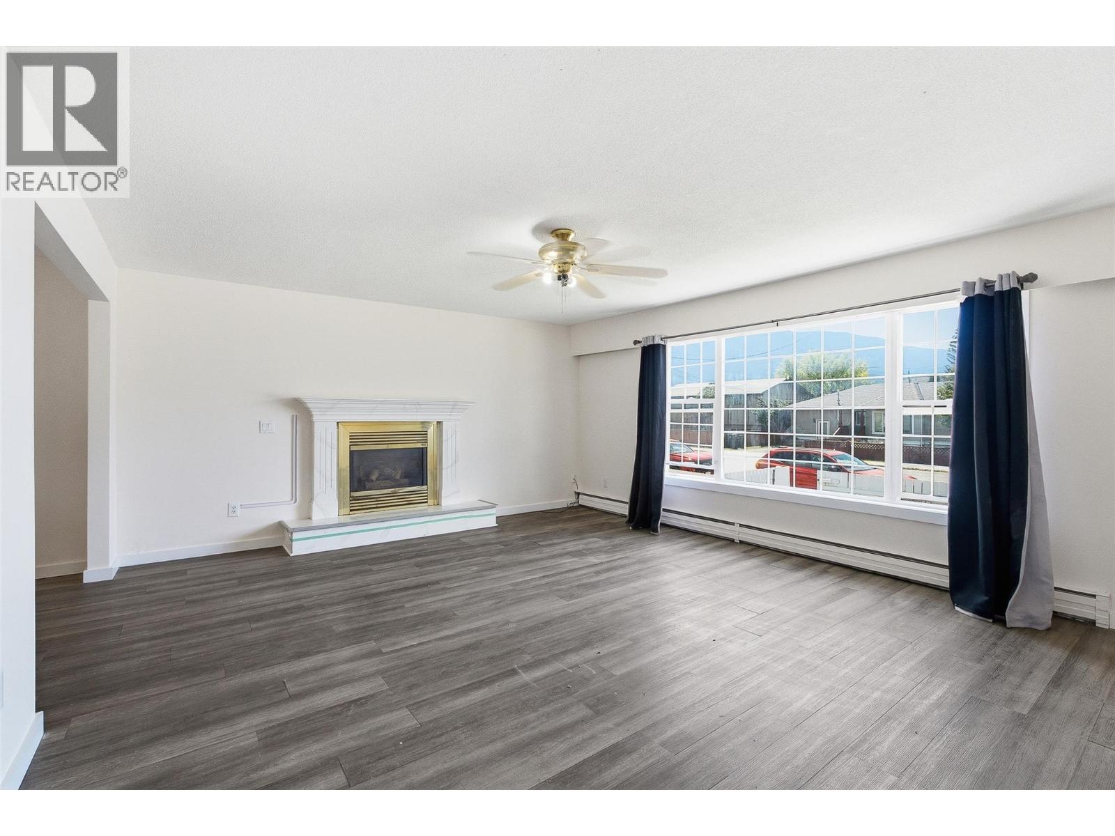 2337 Coutlee Avenue - 13