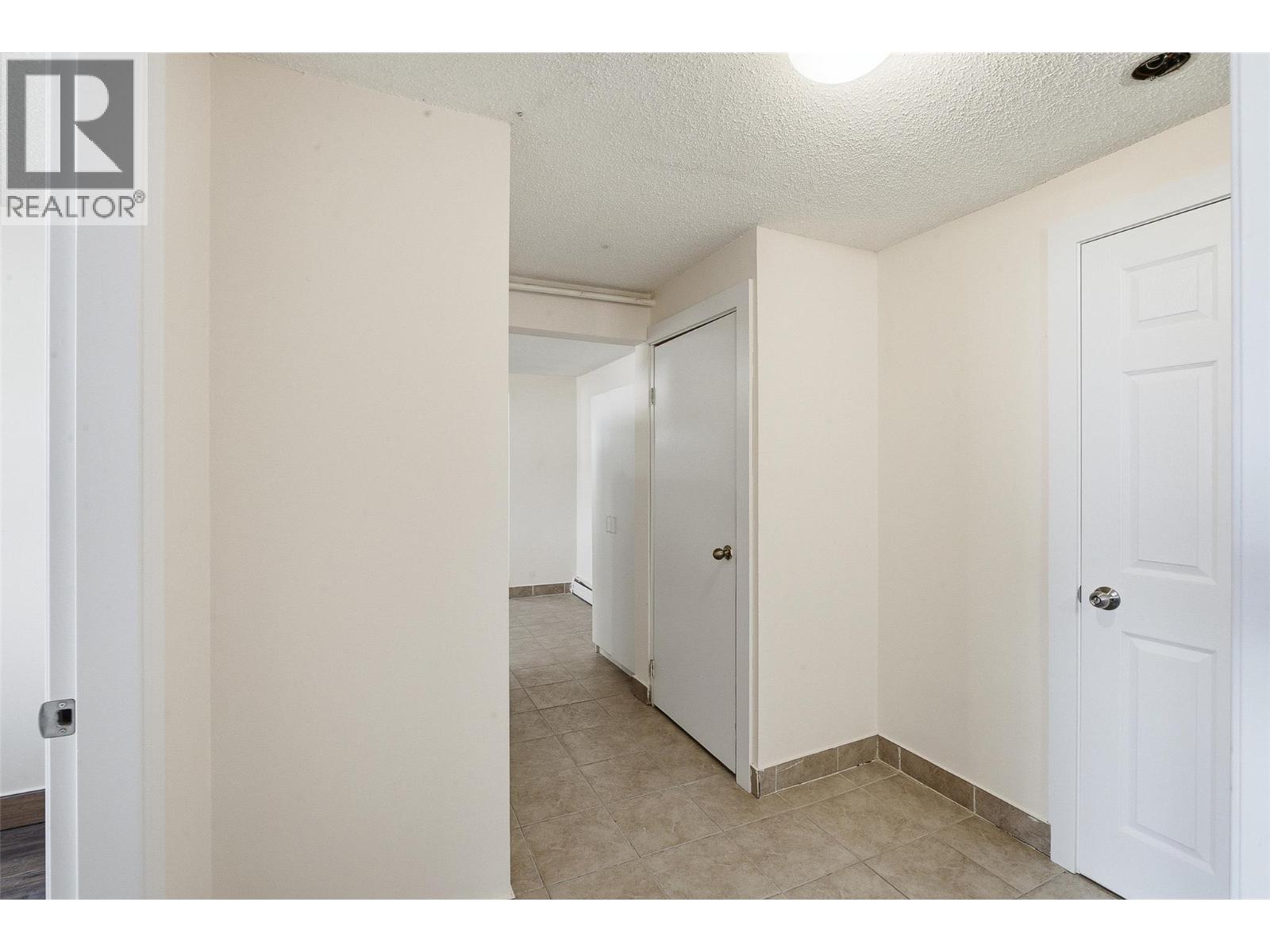 2337 Coutlee Avenue - 43