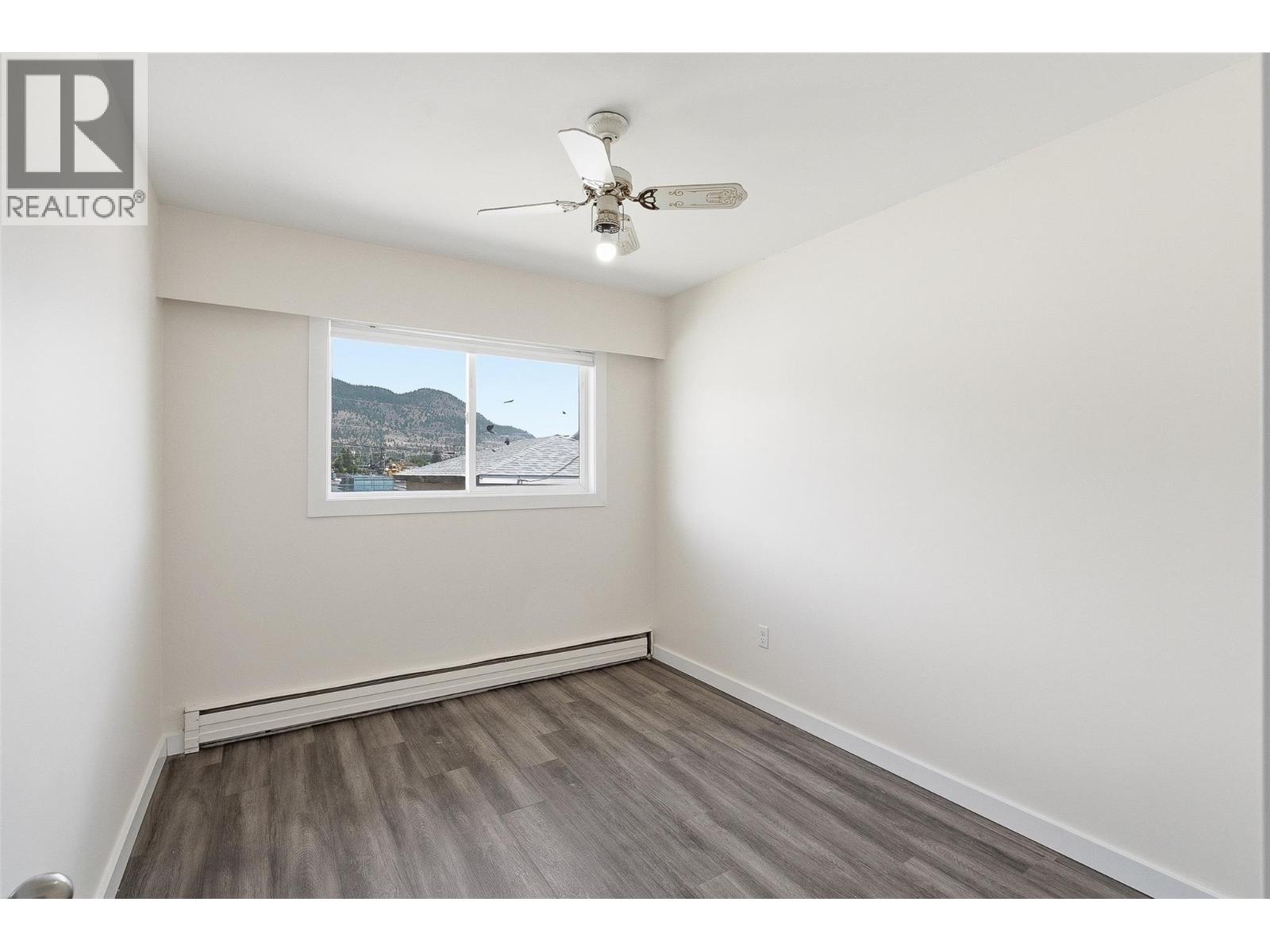 2337 Coutlee Avenue - 28