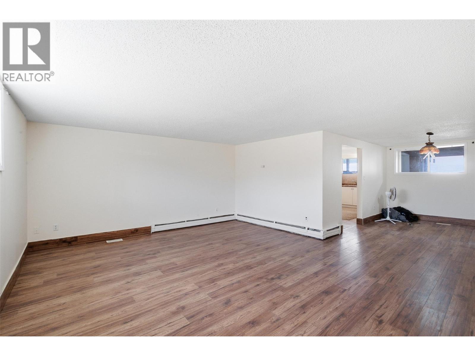 2337 Coutlee Avenue - 53