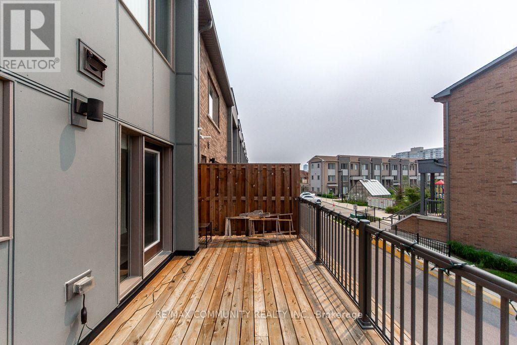 #103 1525 KINGSTON ROAD - 34