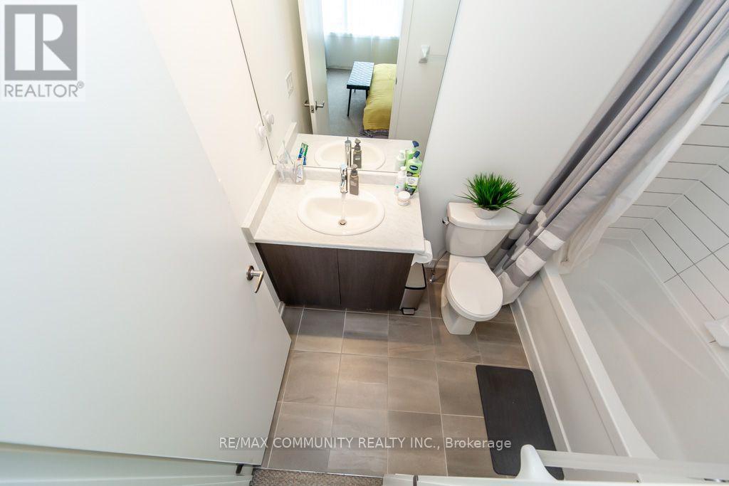 #103 1525 KINGSTON ROAD - 27