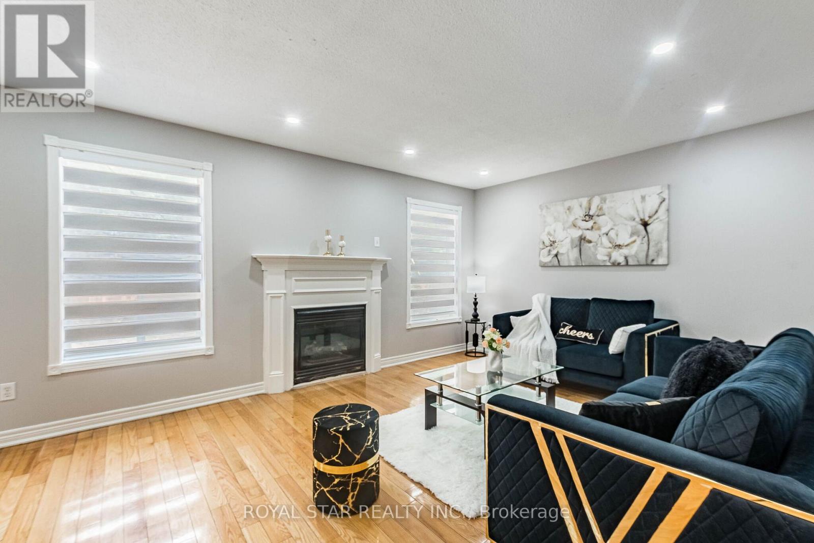 55 NEWARK WAY - 12