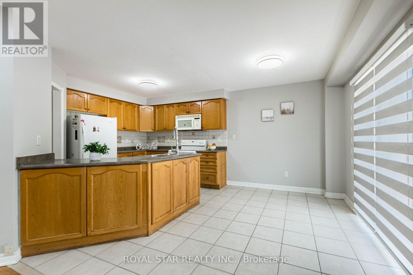 55 NEWARK WAY - 15