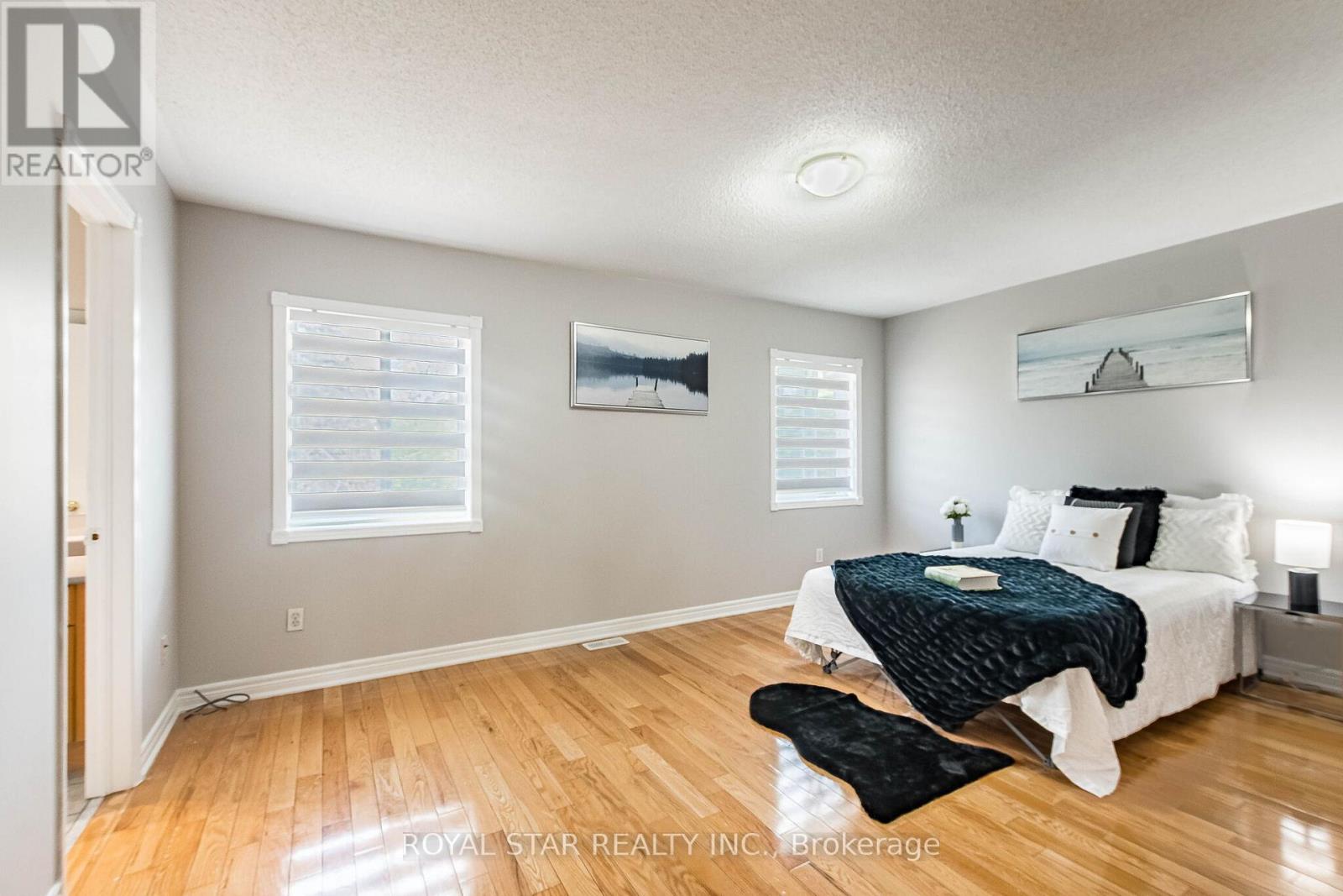 55 NEWARK WAY - 24