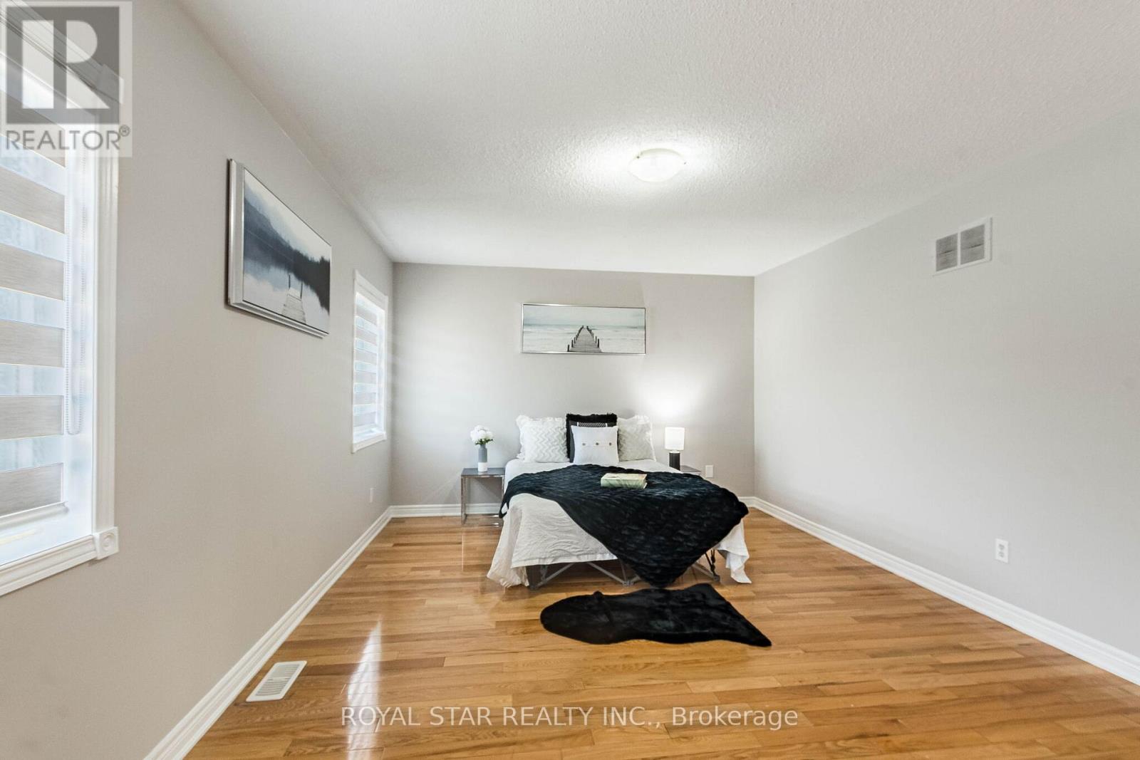 55 NEWARK WAY - 26