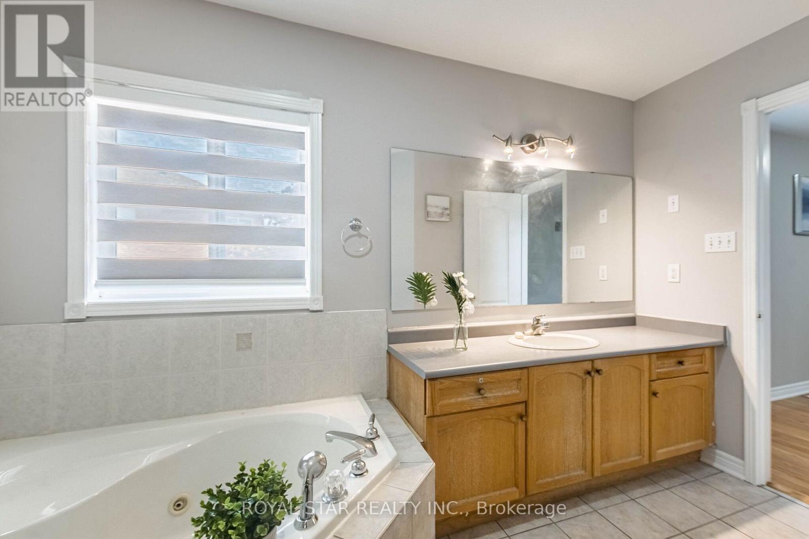 55 NEWARK WAY - 33