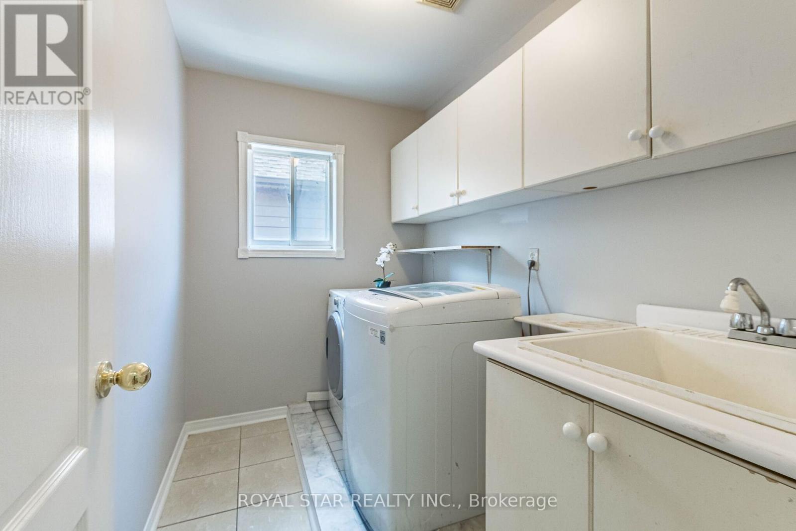 55 NEWARK WAY - 42