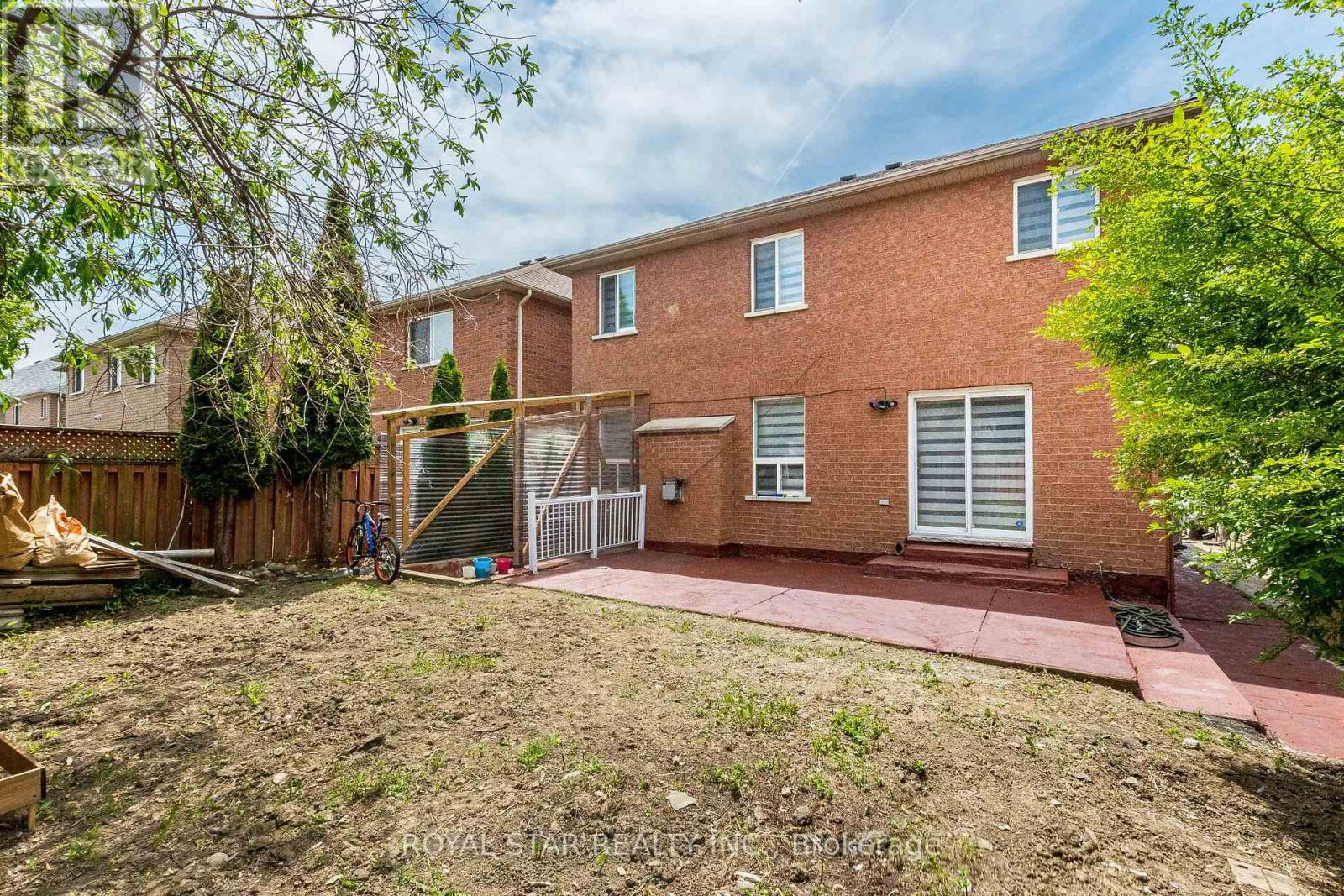55 NEWARK WAY - 47