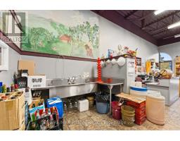 410 Speers Road, Oakville, ON L6K2G2 Photo 14