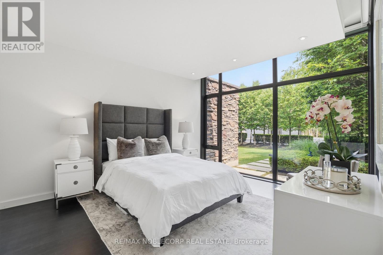 4780 ESCARPMENT SIDE ROAD - 35