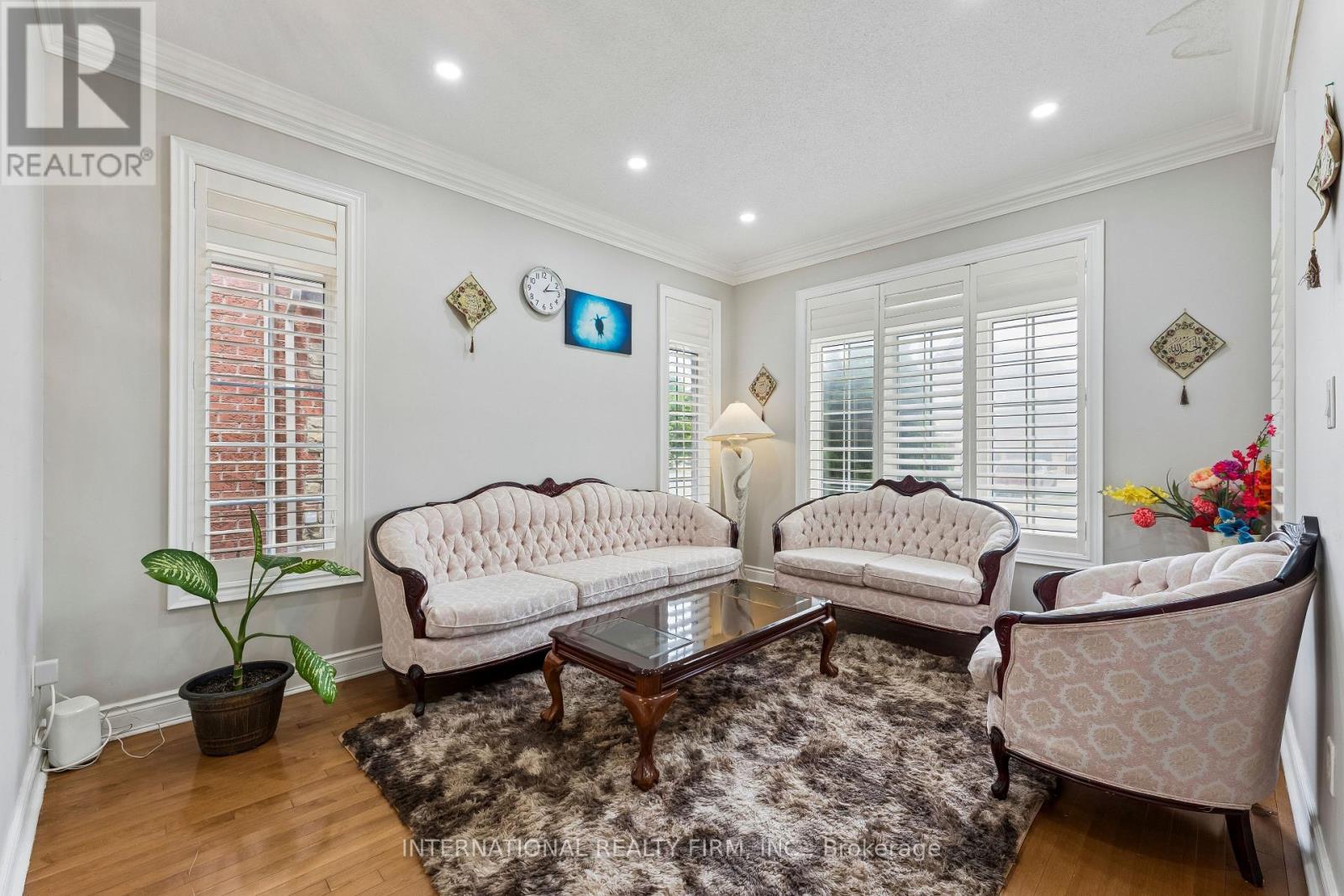 8 REDWILLOW ROAD - 7