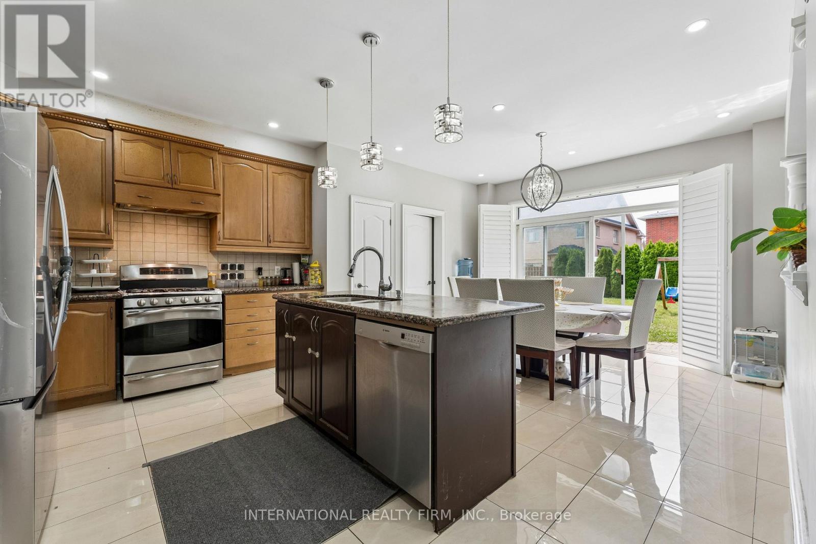 8 REDWILLOW ROAD - 8