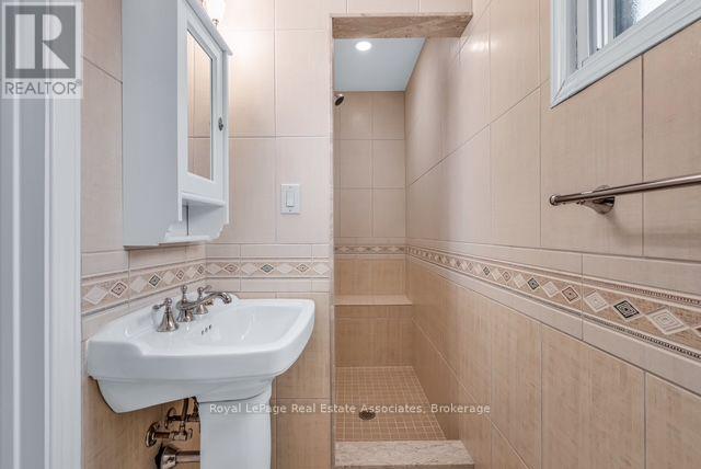 2529 CLAYMORE CRESCENT - 24