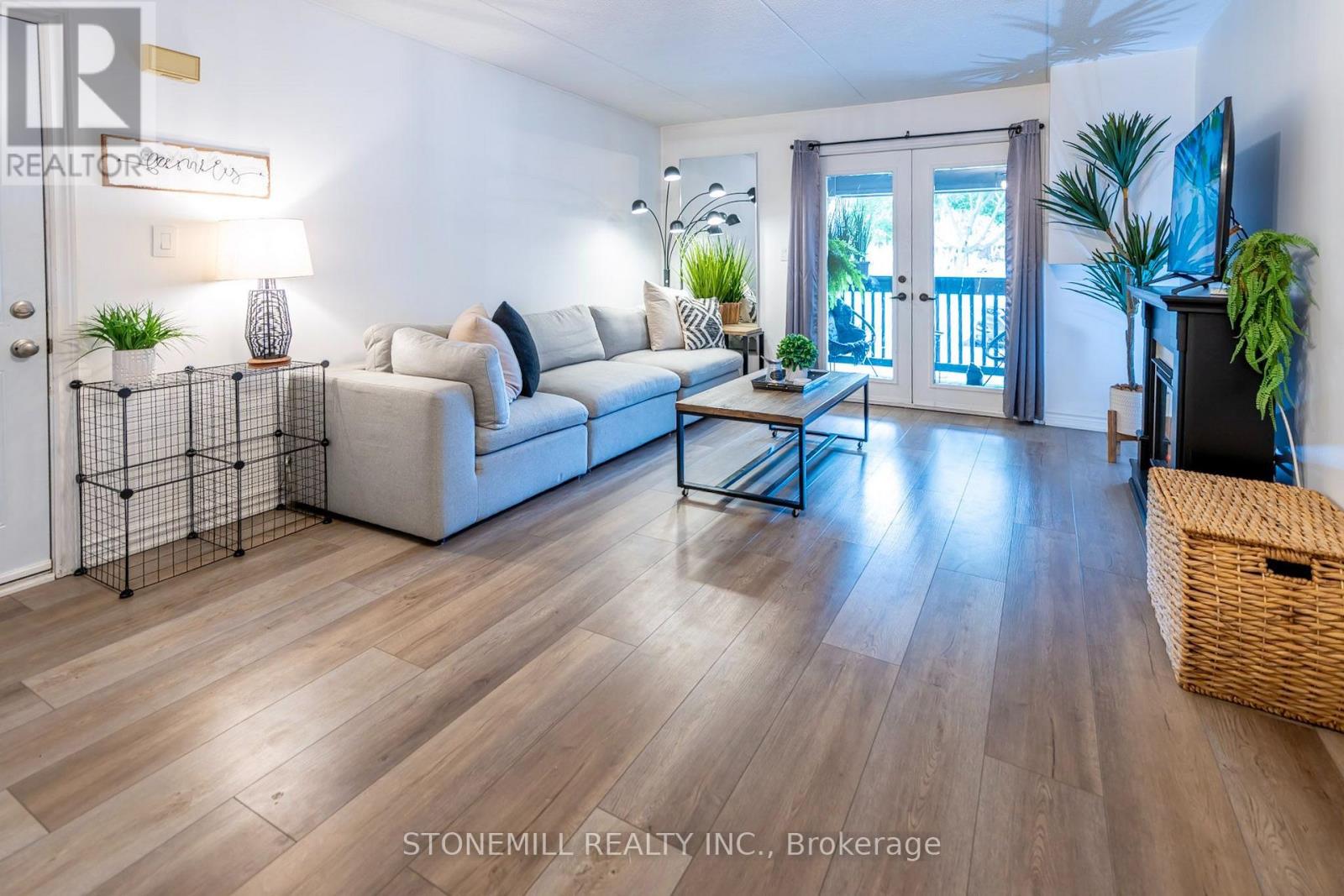 ##118 2030 CLEAVER AVENUE - Image 11