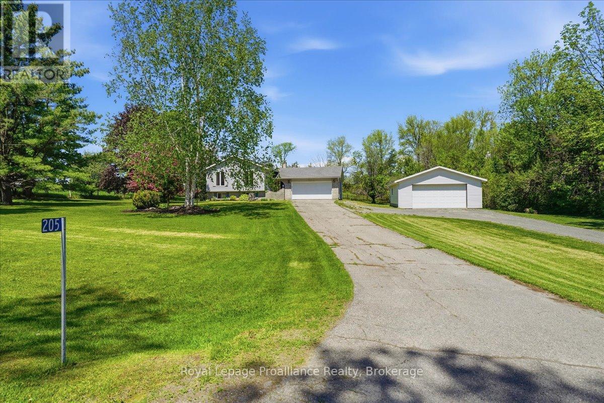 205 BETHEL ROAD - 32