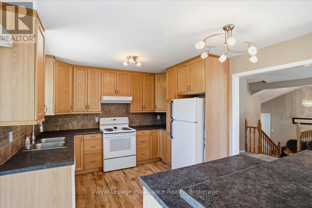 205 BETHEL ROAD - 4
