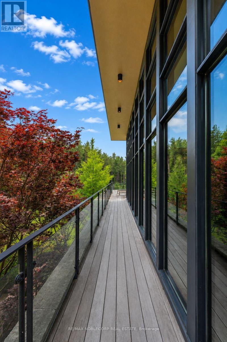 4780 ESCARPMENT SIDE ROAD - 42
