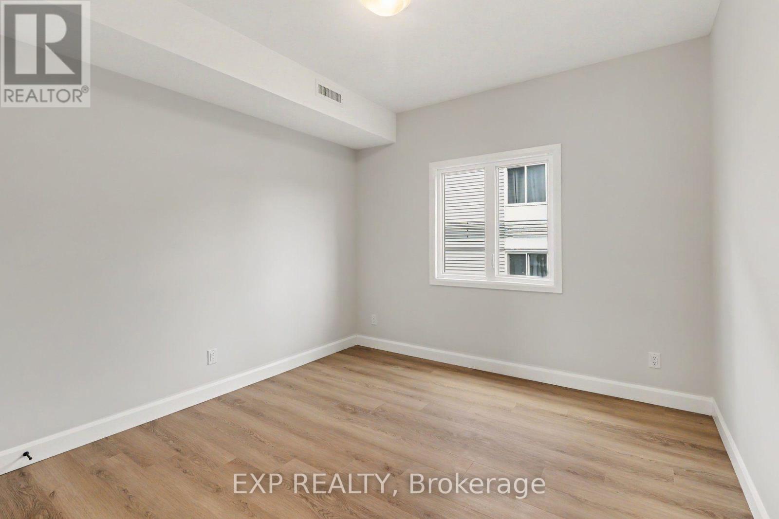 2 Bed, 2 Bath House for Rent in Russell – 3 – 1089 NOTRE DAME STREET, Russell – MLS# X13519160 - Image 35