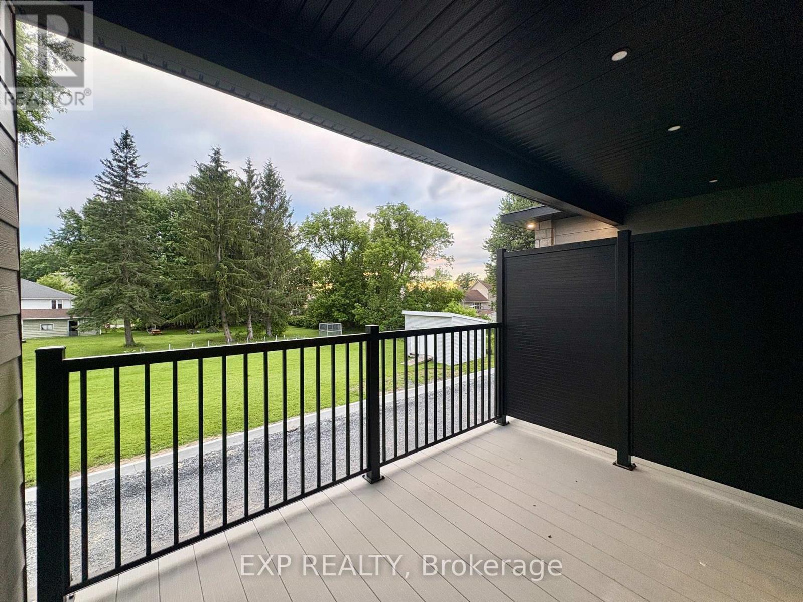 2 Bed, 2 Bath House for Rent in Russell – 3 – 1089 NOTRE DAME STREET, Russell – MLS# X13519160 - Image 19