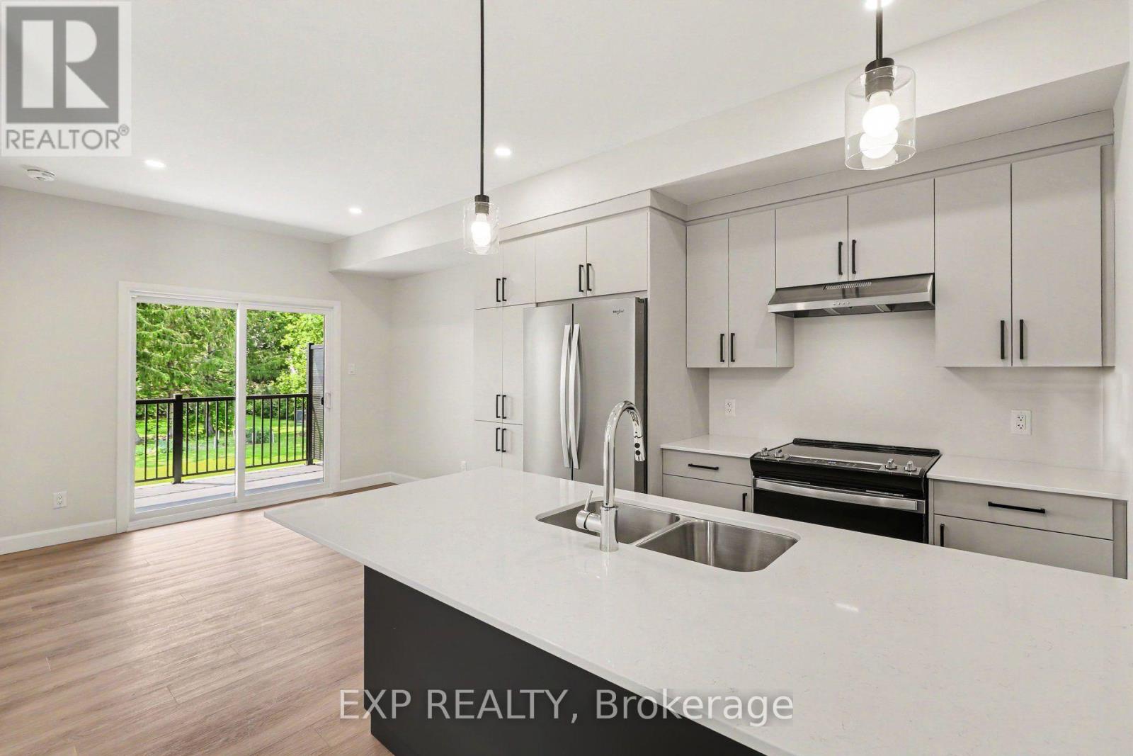 2 Bed, 2 Bath House for Rent in Russell – 3 – 1089 NOTRE DAME STREET, Russell – MLS# X13519160 - Image 13