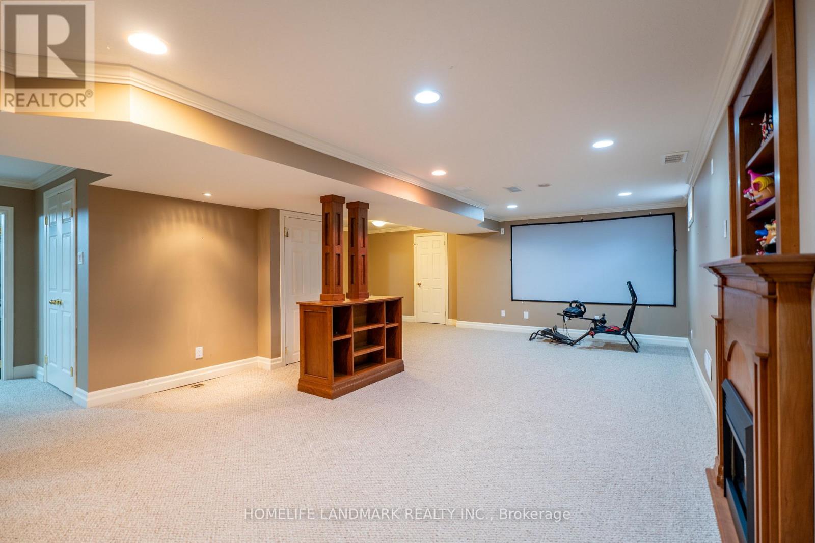134 MORAINE COURT - 21
