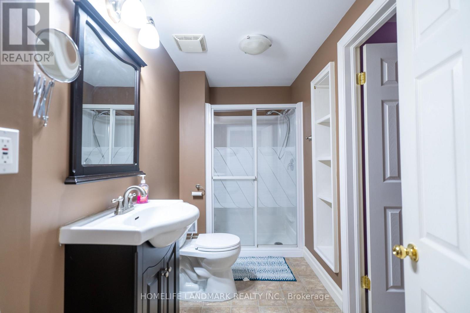 134 MORAINE COURT - 24