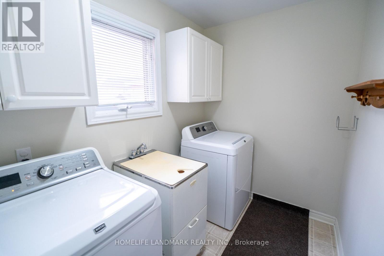 134 MORAINE COURT - 26