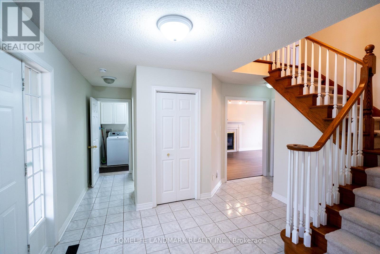 134 MORAINE COURT - 3