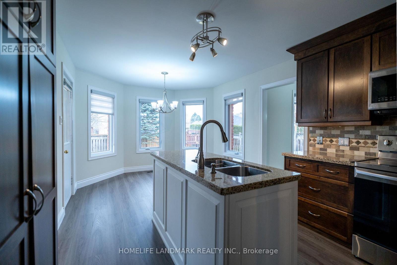 134 MORAINE COURT - 9