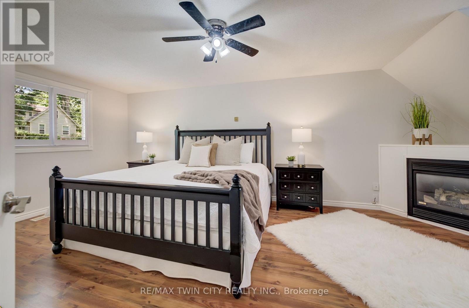 292 GRAND RIDGE DRIVE - 17