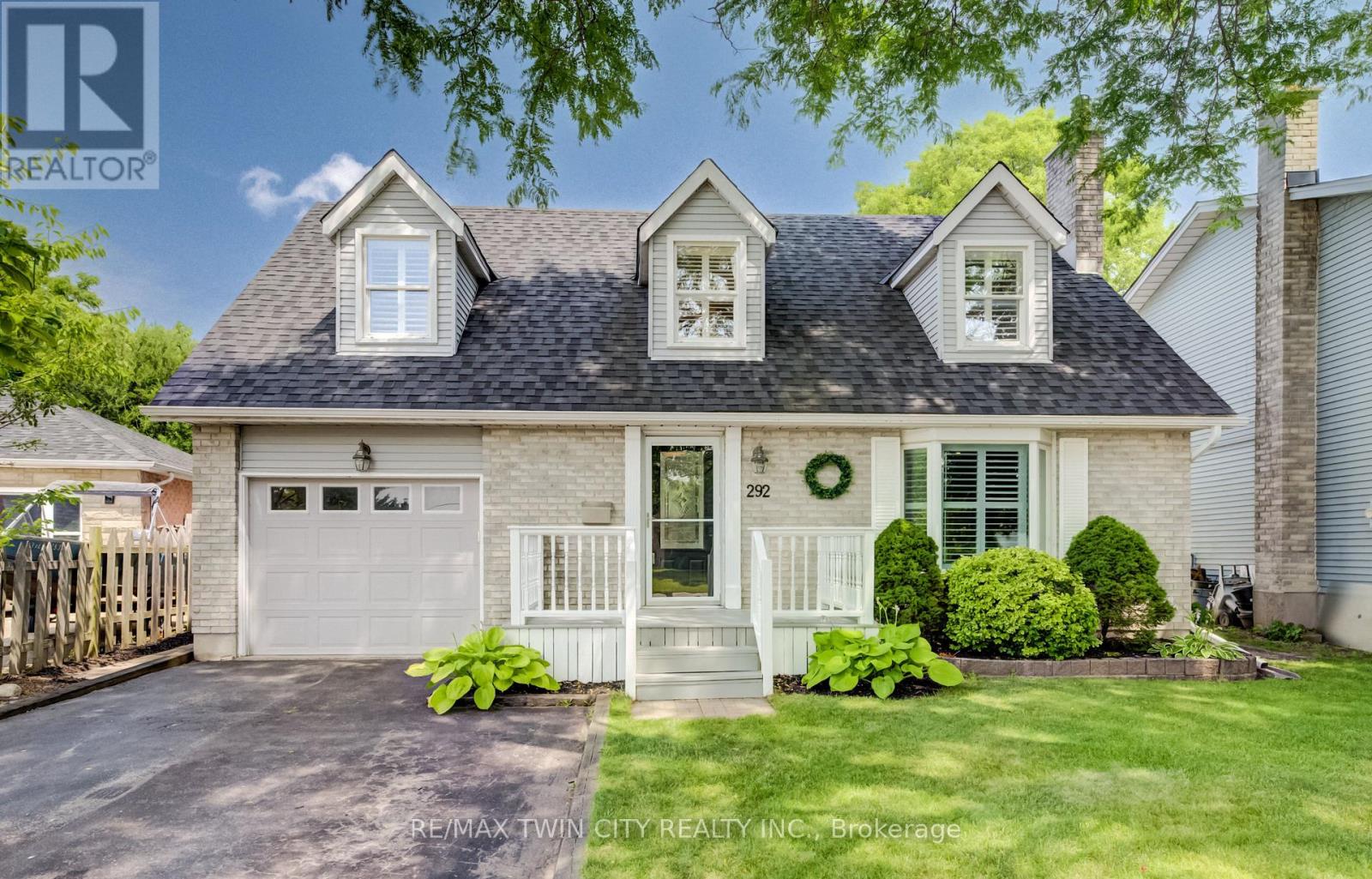292 GRAND RIDGE DRIVE - 2