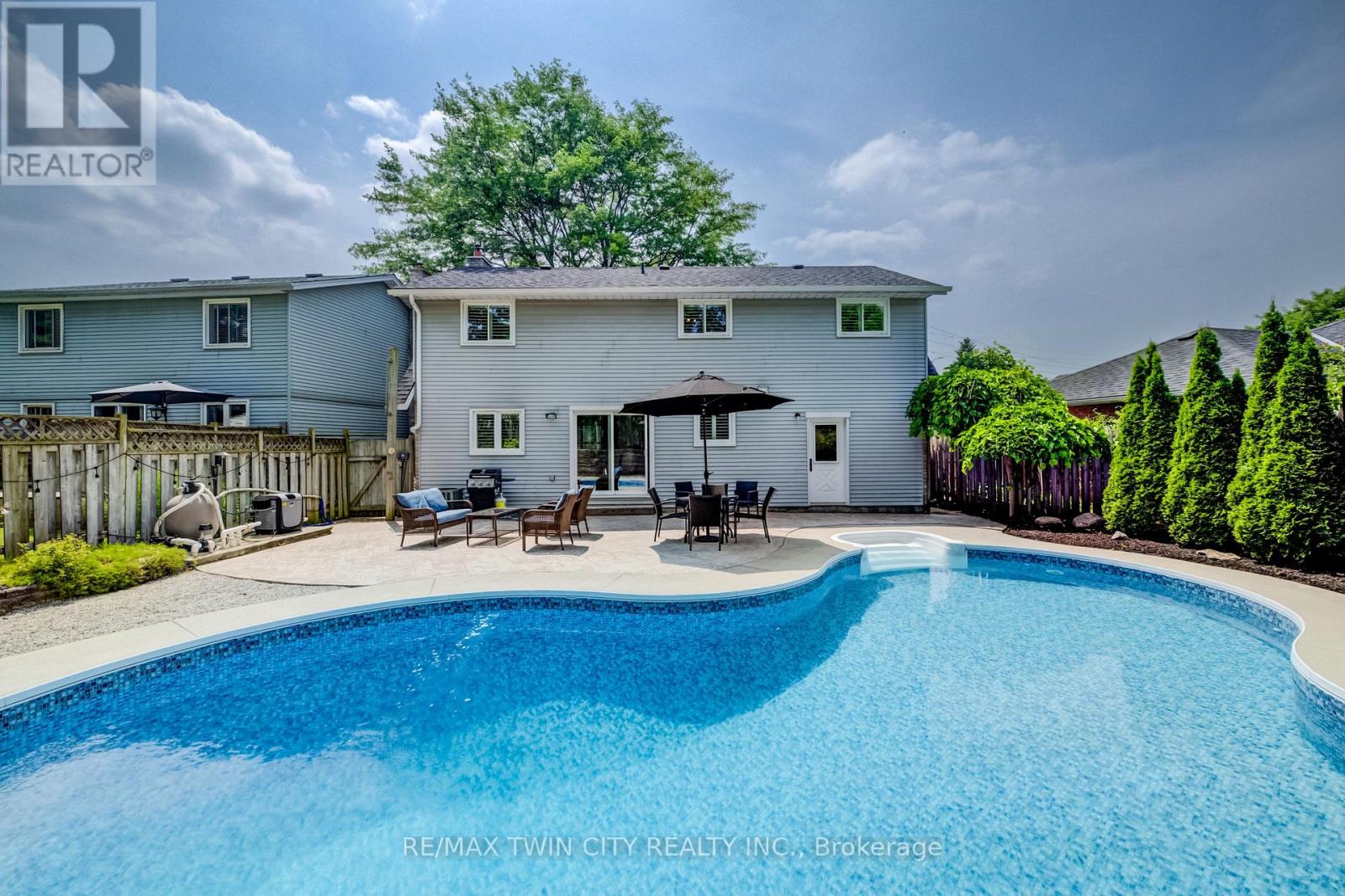 292 GRAND RIDGE DRIVE - 28