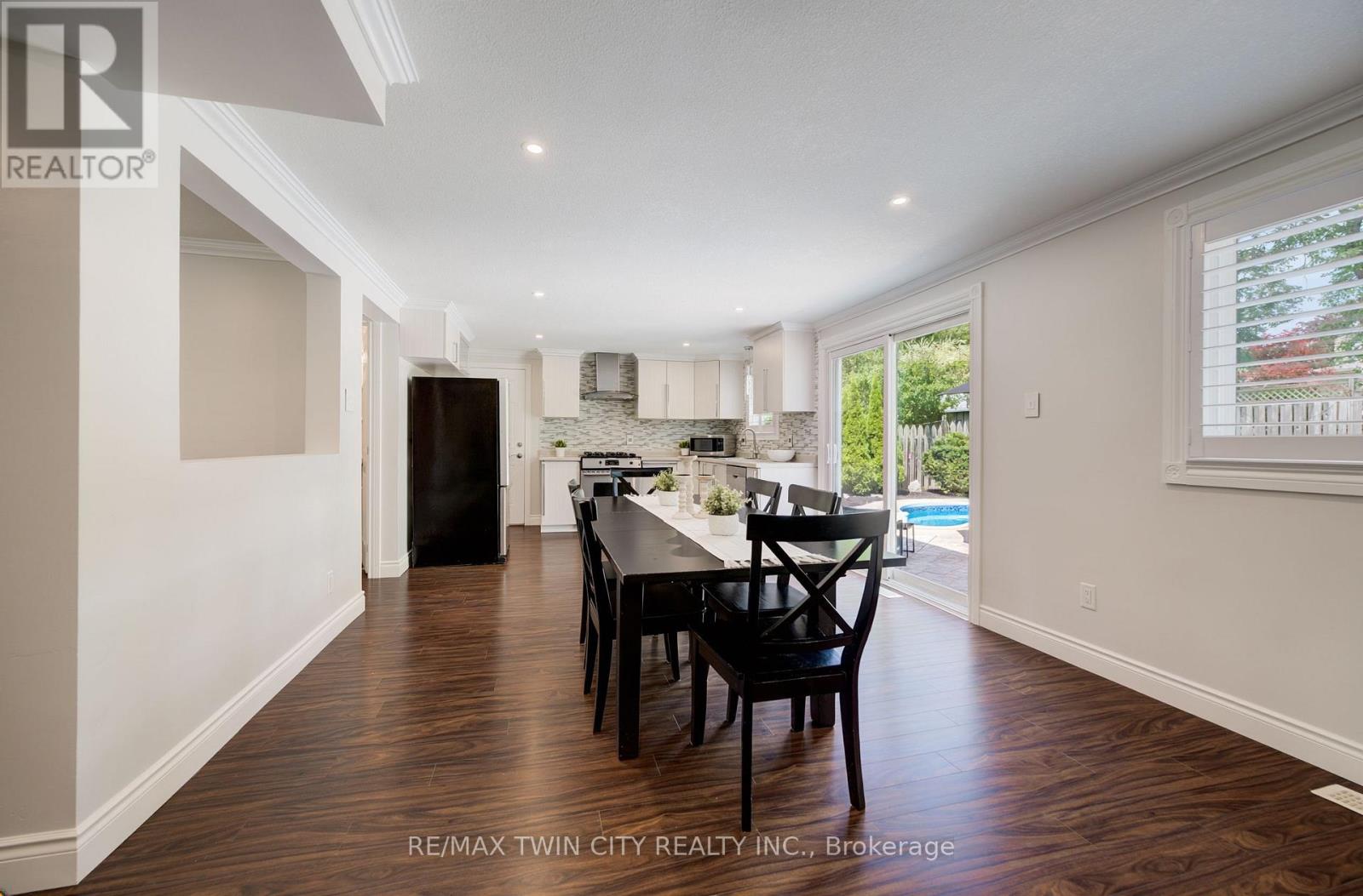292 GRAND RIDGE DRIVE - 7