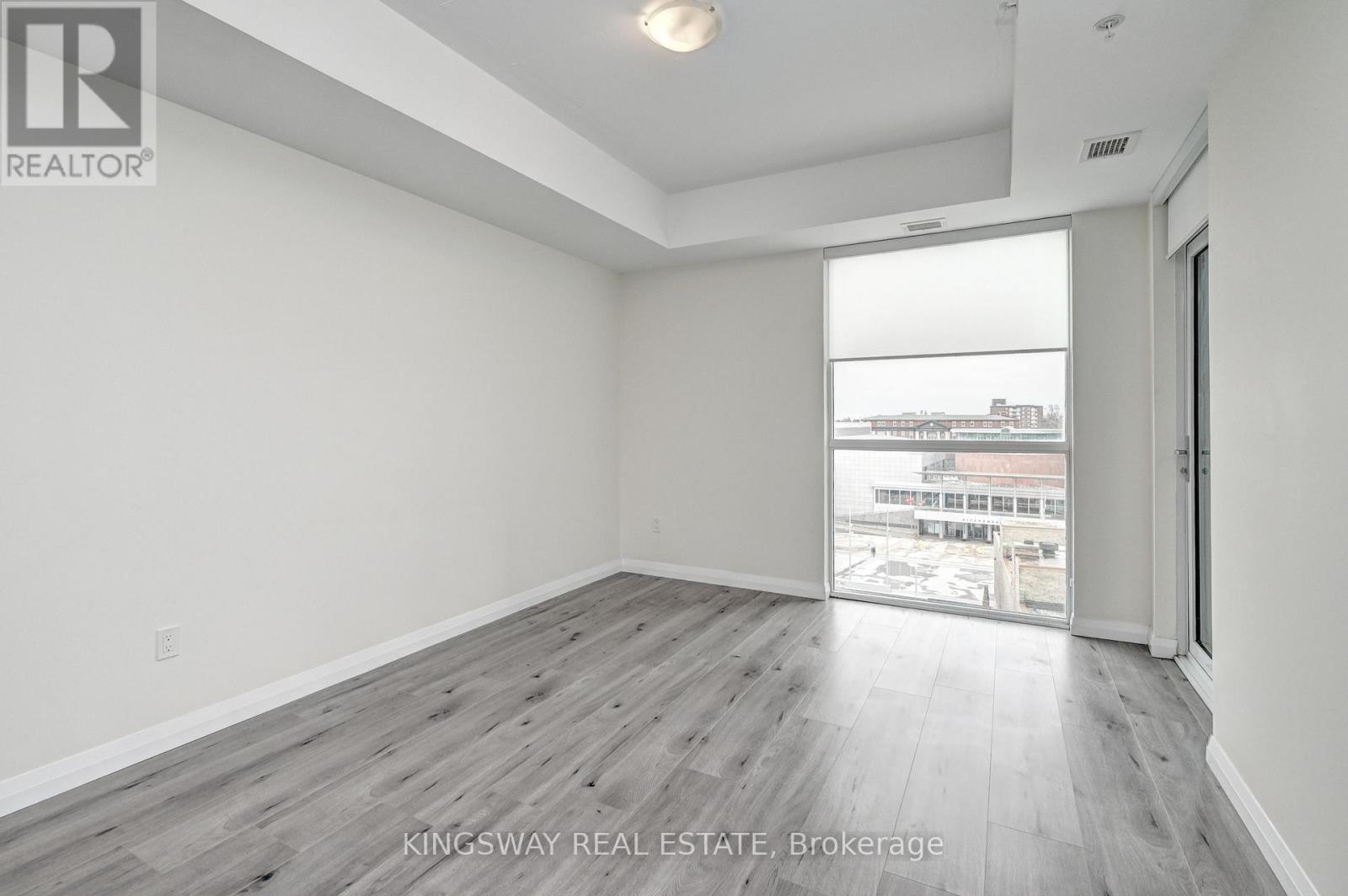 #801 60 CHARLES STREET W - 11