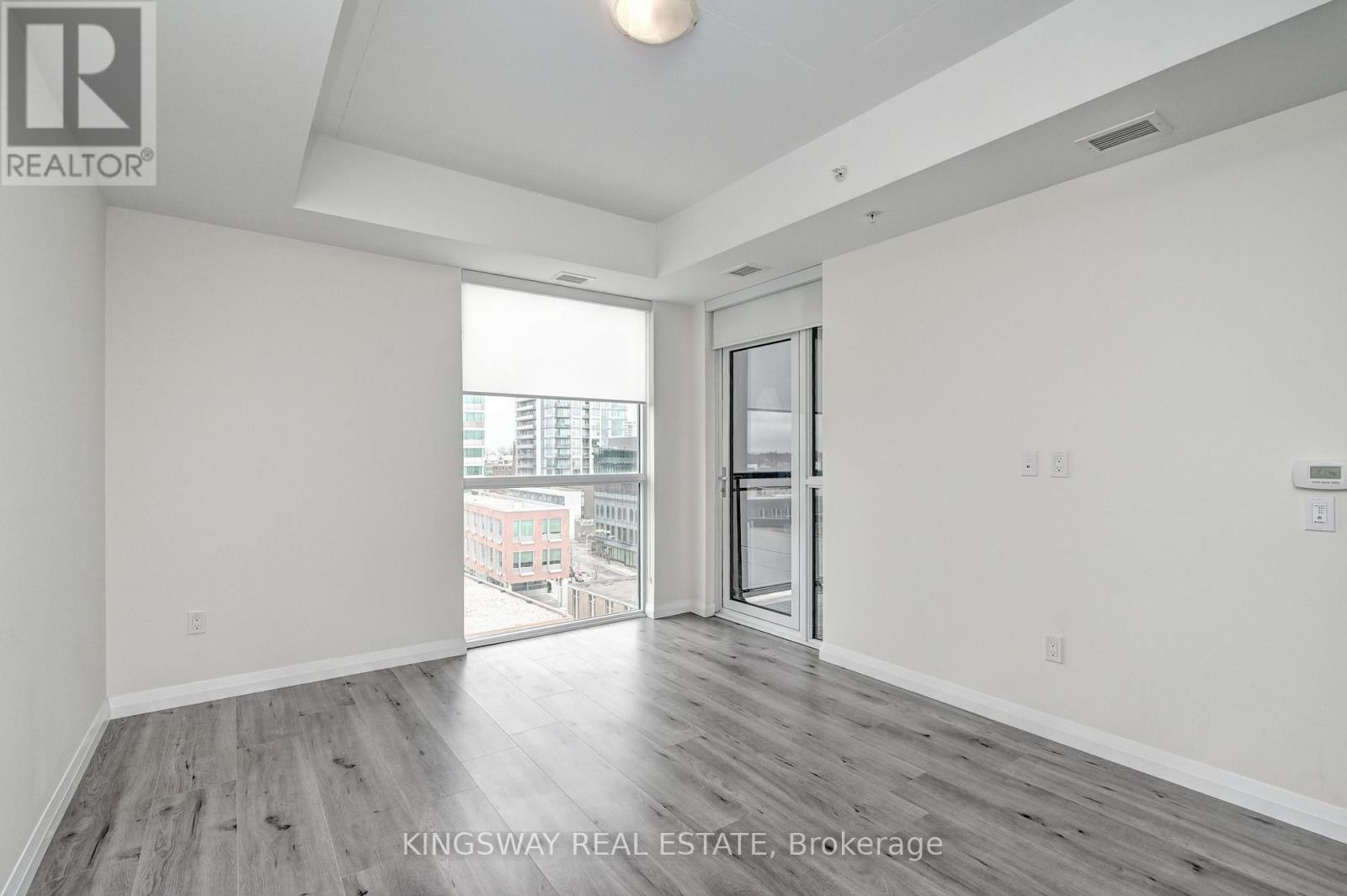 #801 60 CHARLES STREET W - 12