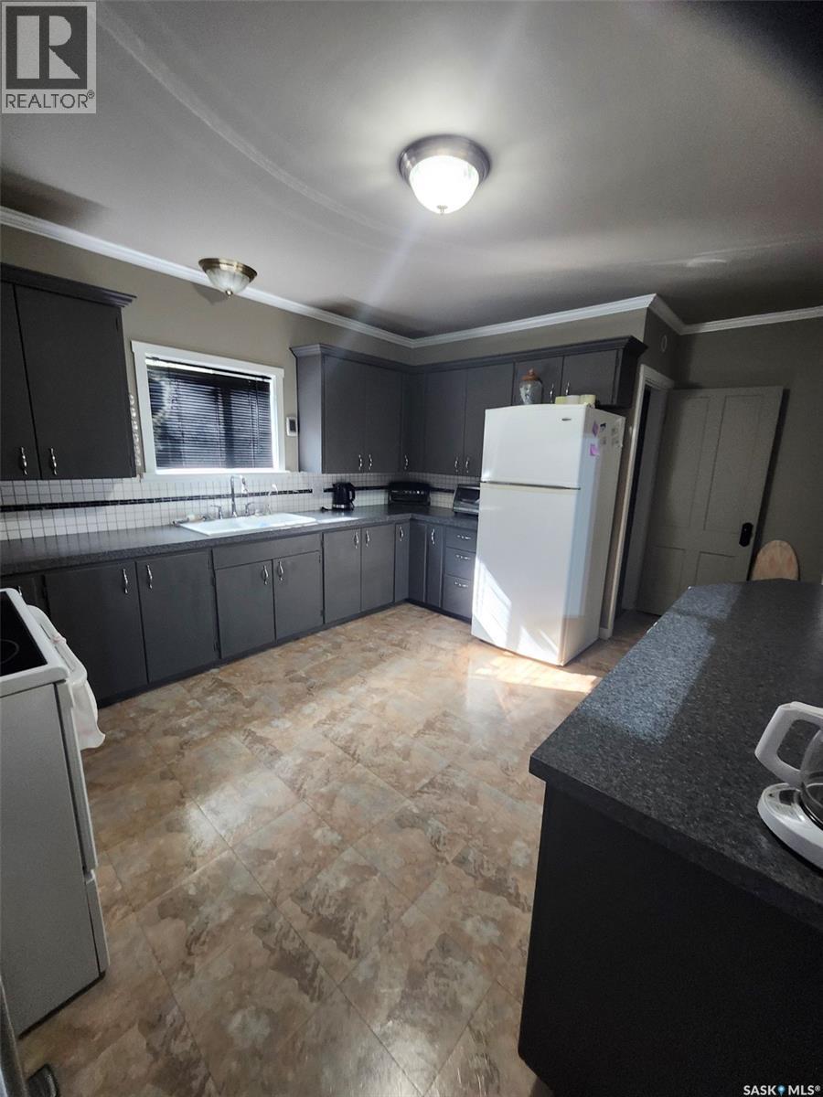 211 Banner STREET - 2