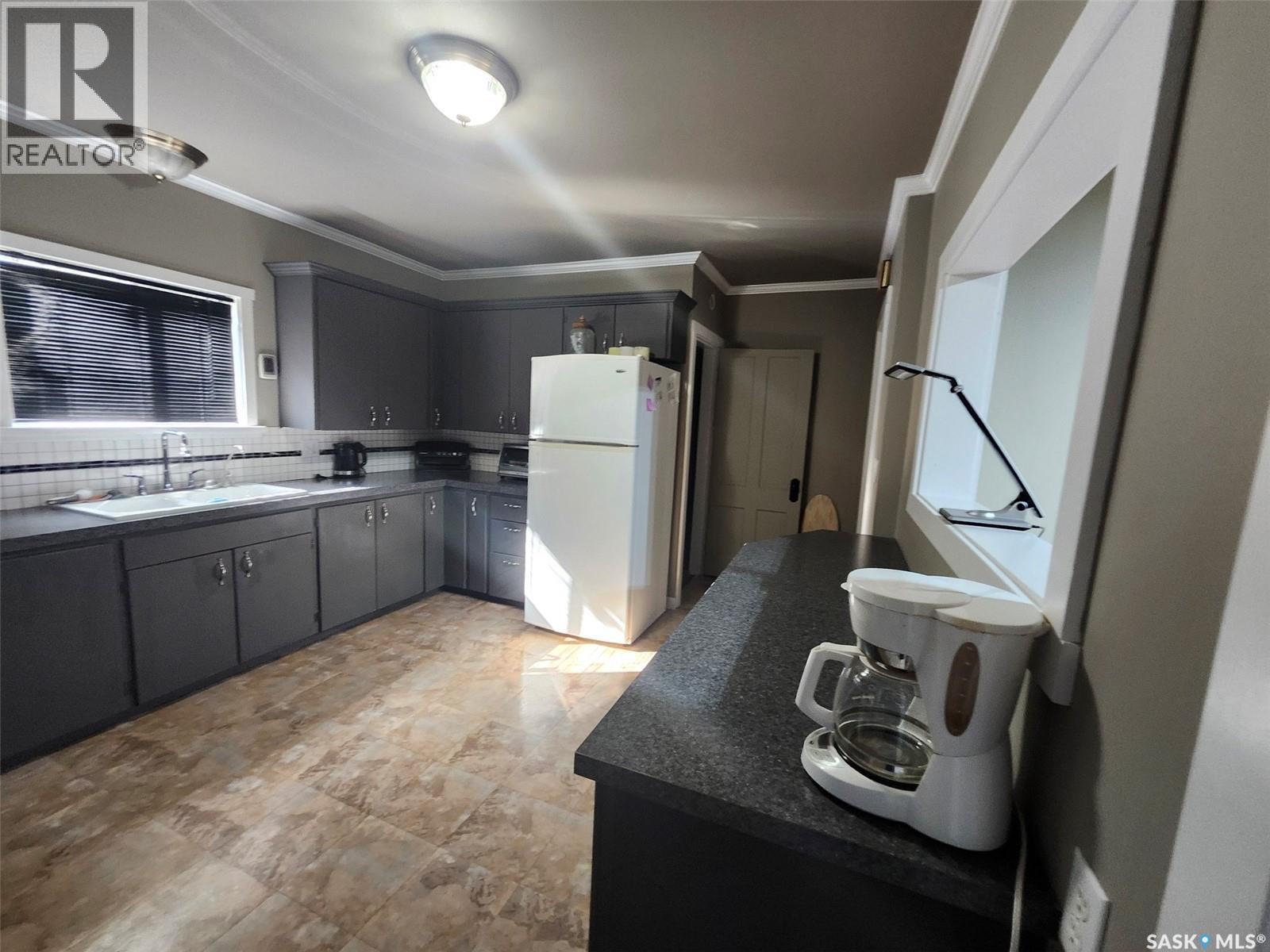 211 Banner STREET - 3