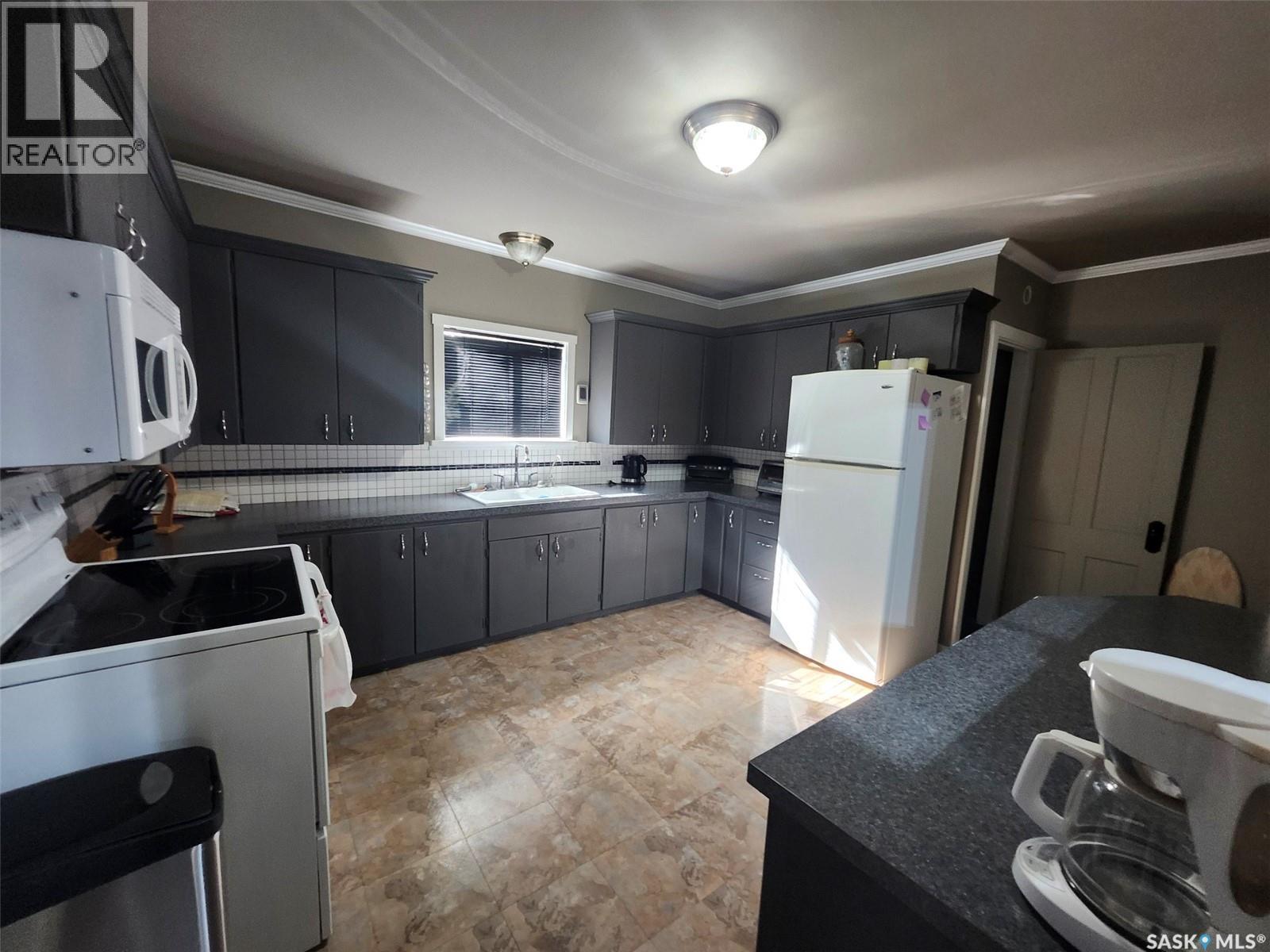 211 Banner STREET - 4