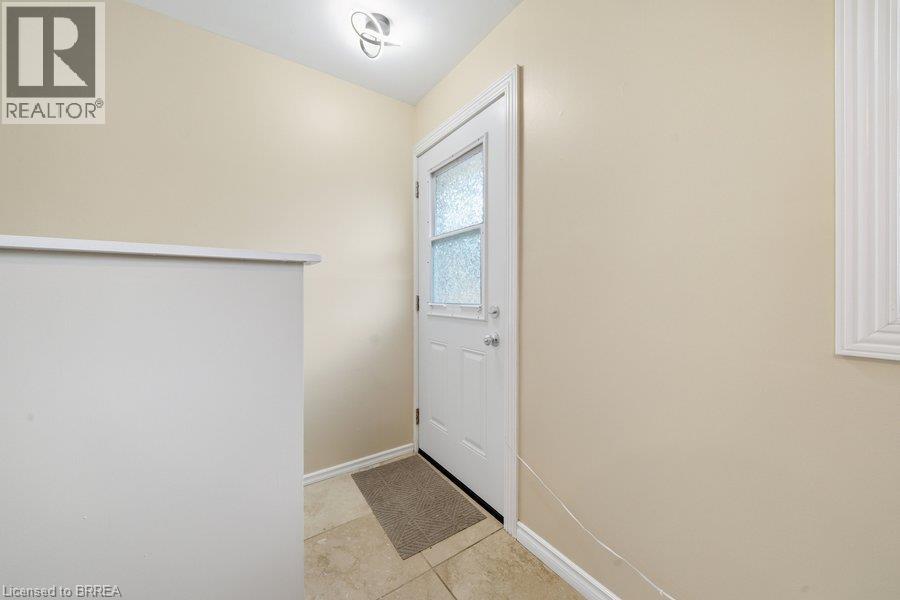27 FRANK Street - Image 23