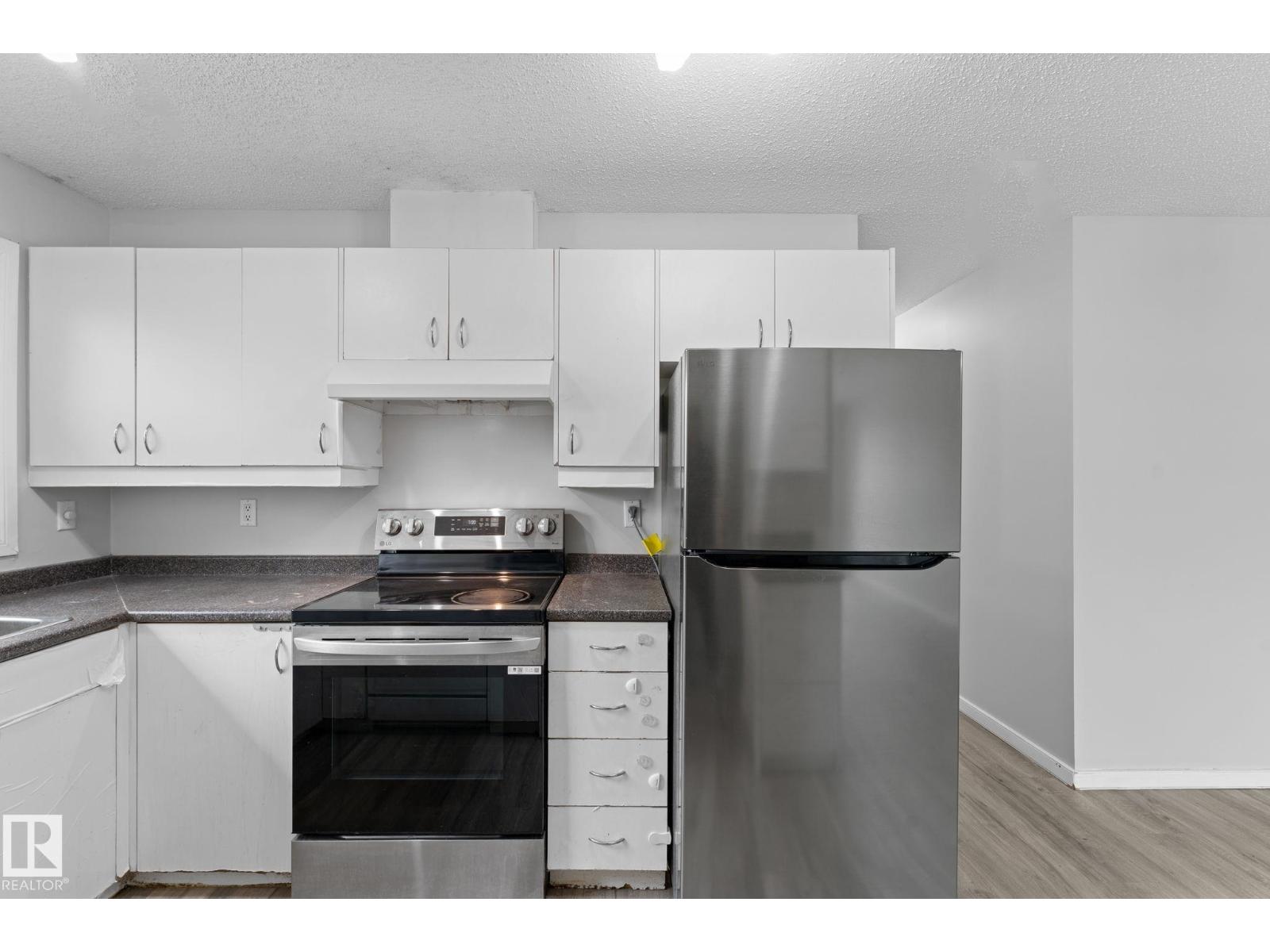 3019 139 AV NW NW - 13