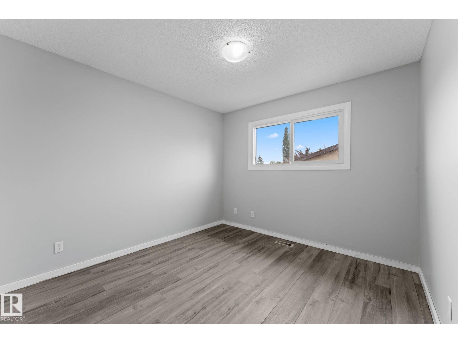 3019 139 AV NW NW - 22