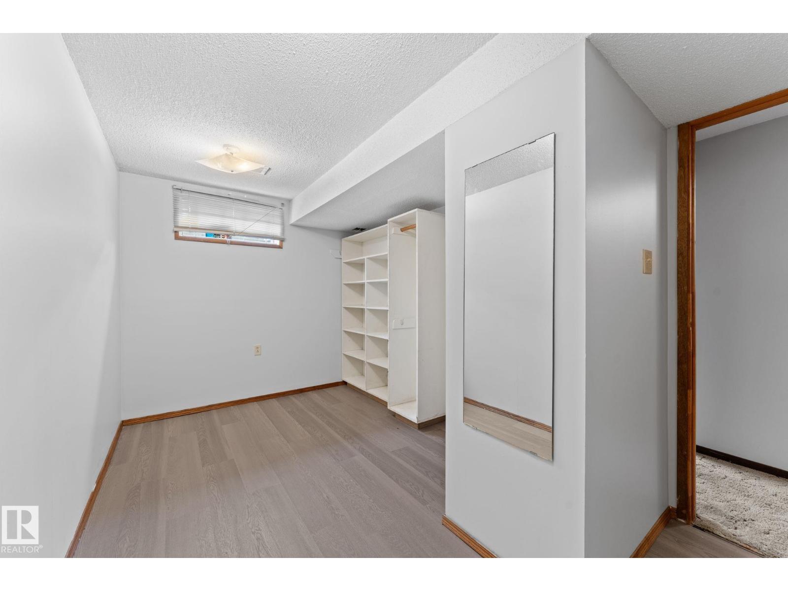 3019 139 AV NW NW - 30