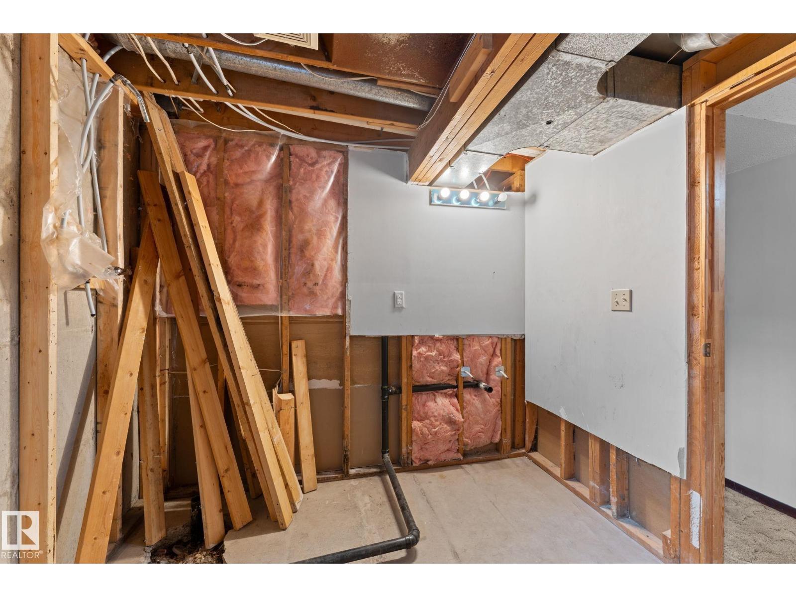 3019 139 AV NW NW - 34