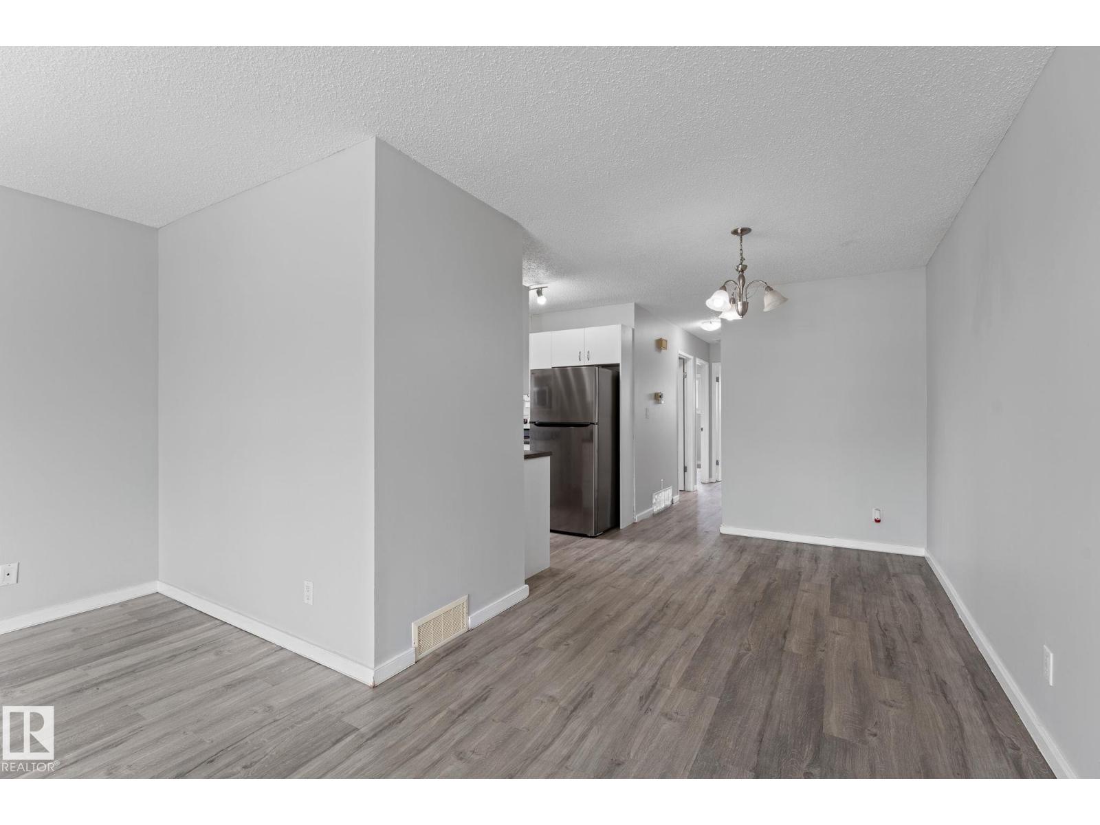 3019 139 AV NW NW - 8