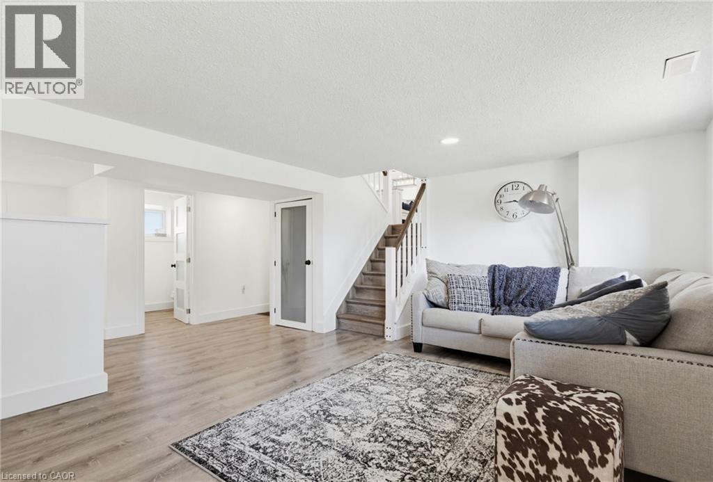 260 BINBROOK Road - 25