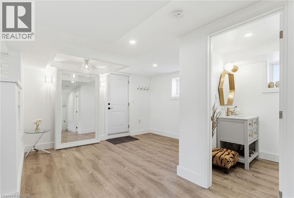 260 BINBROOK Road - 26